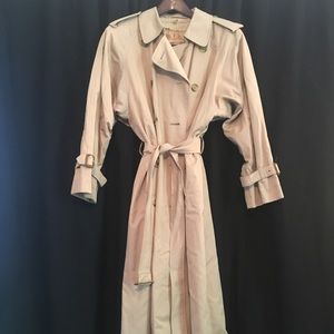 Burberry Classic Trench size 12